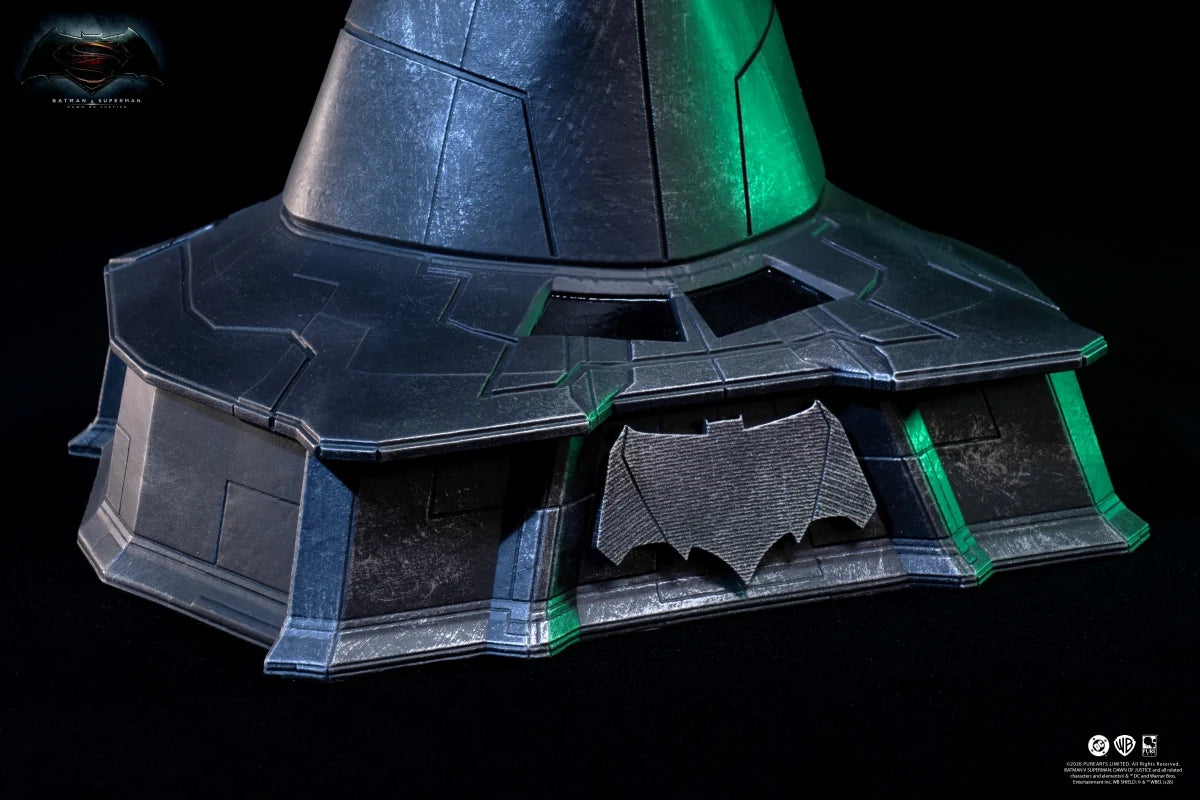 BATMAN V SUPERMAN - Casque blindé de Batman - Réplique 1/1