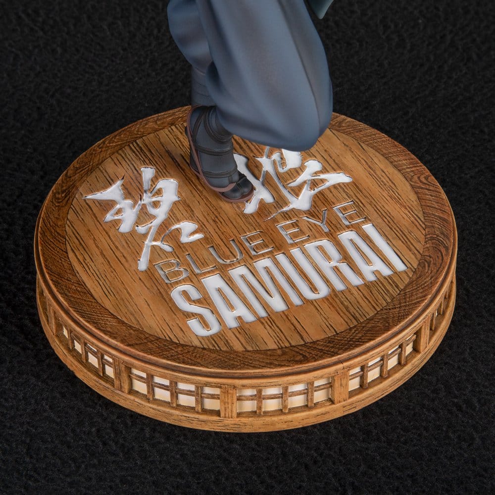 BLUE EYE SAMURAI - Mizu - Statuette 20cm