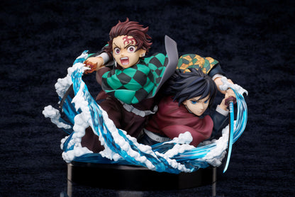DEMON SLAYER - Tanjiro & Giyuu - Statuette 13cm