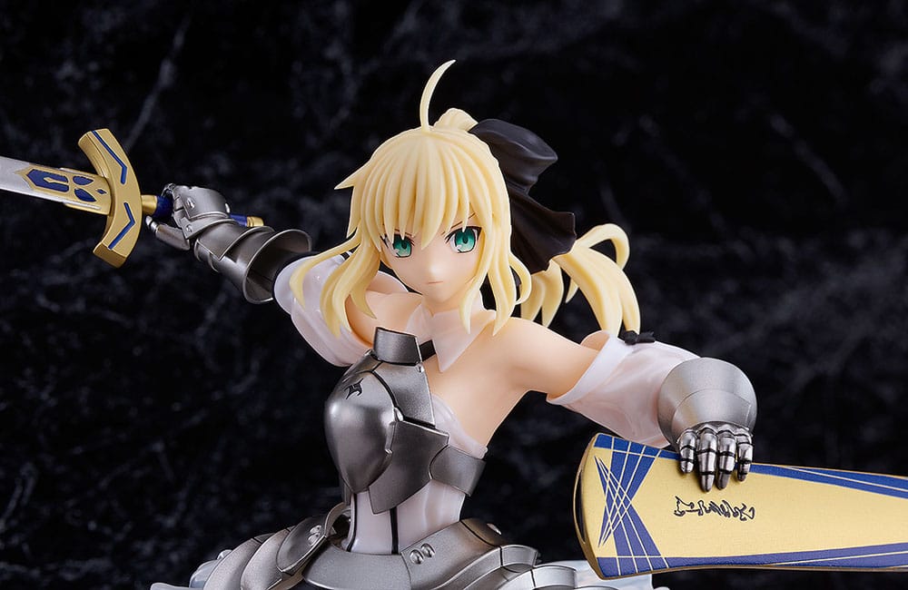 FATE  STAY NIGHT - Saber Lily Distant Avalon - Model Kit 20cm