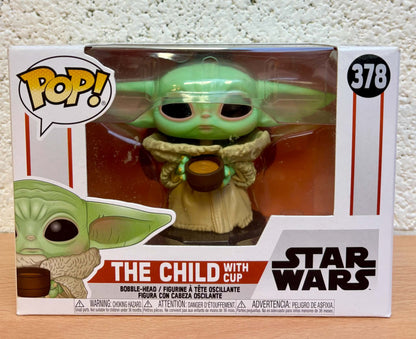 Figurine Pop Star Wars : Le Mandalorien #378 The Child with Cup