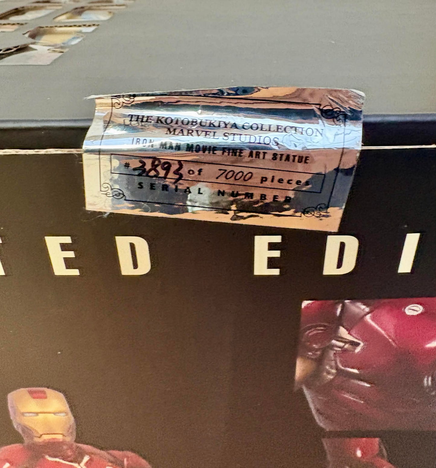 Iron Man 3 Iron Man Mark III Fine Art Statue 3893/7000