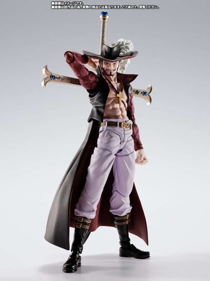 ONE PIECE - Dracule Mihawk - Figurine S.H. Figuarts 16cm