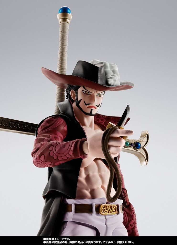 ONE PIECE - Dracule Mihawk - Figurine S.H. Figuarts 16cm