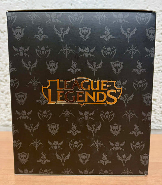 Riot Games League of Legends Figurine Yasuo