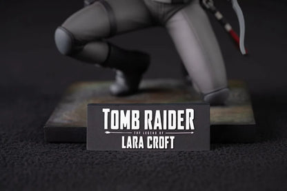 TOMB RAIDER - The legend of Lara Croft - Statuette 19cm