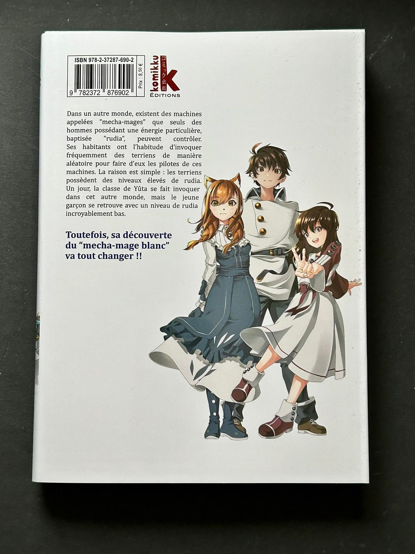 MECHA-MAGES D'ESCLAVE A HEROS T01